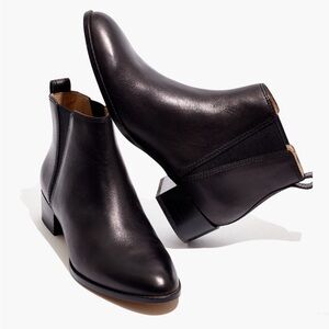 Madewell Carina Pull-On Ankle Boots in True Black